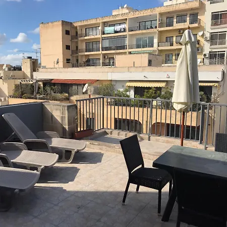 Medmalta Apartment Daniel Court * グジラ