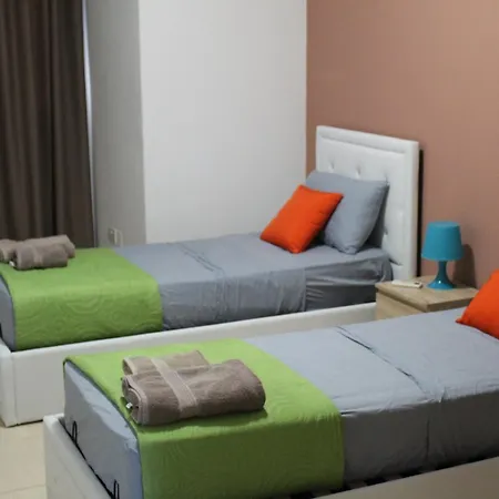 Medmalta Apartment Daniel Court アパート *