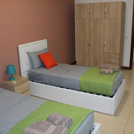 Medmalta Apartment Daniel Court アパート