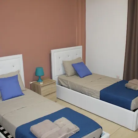 Medmalta Apartment Daniel Court * グジラ